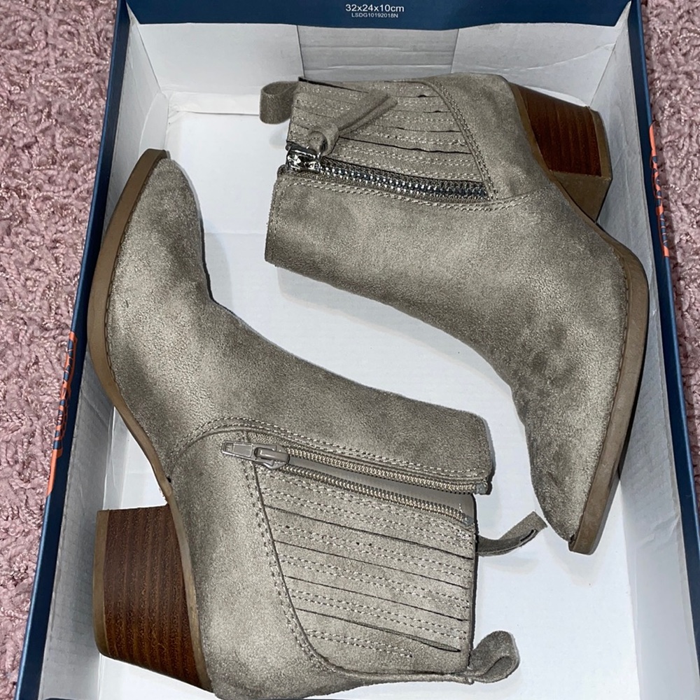 Carlos by Carlos Santana Booties